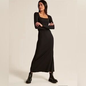 Long-sleeve Maxi dress